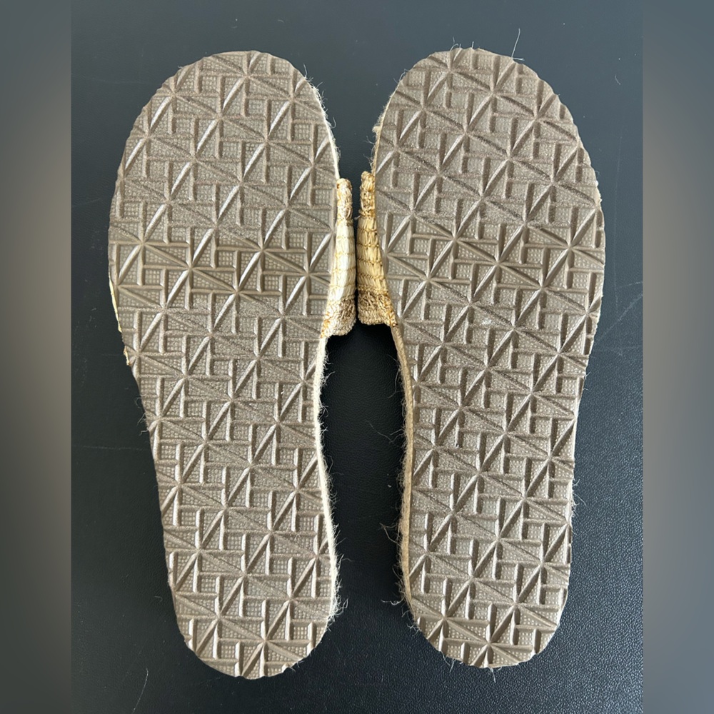 HAUTE HIPPIE Size 7.5M Nyssa Raffia Buckle Slides NATURAL COLOR - Picture 7 of 9